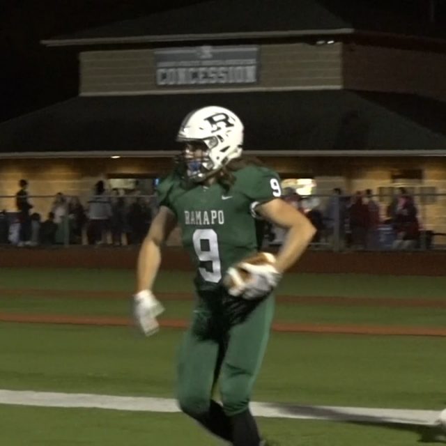Vote now for JSZ Week 8 Top Play