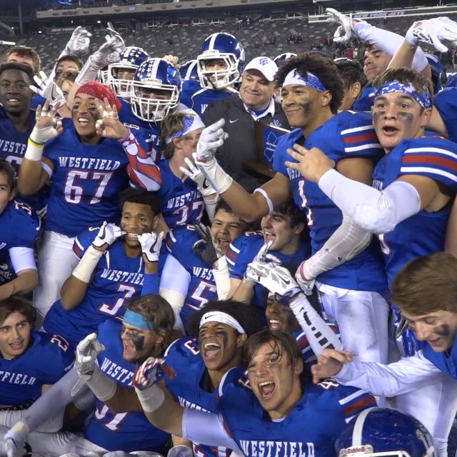 Westfield’s defense shines to give Blue Devils football three-peat