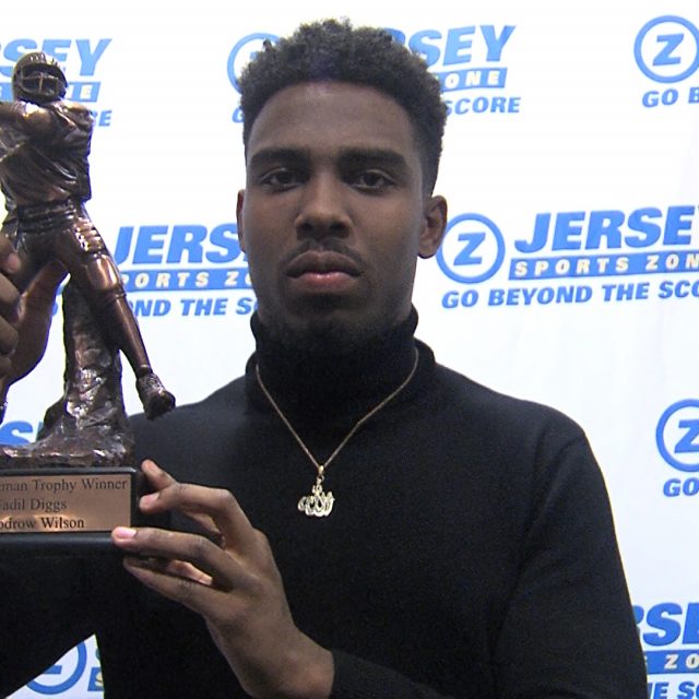 Diggs wins Zoneman, Schiano speaks at JSZ Football Banquet