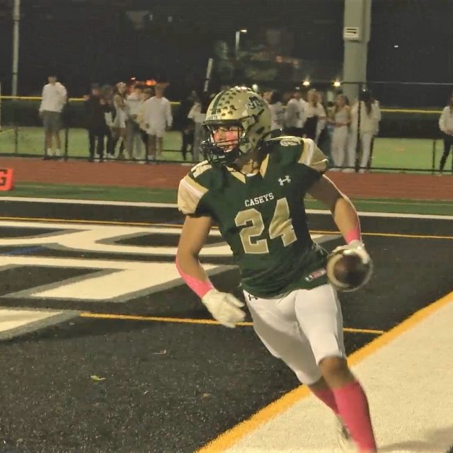 Who’s got the Top Play in Week 5? Cast your votes NOW!