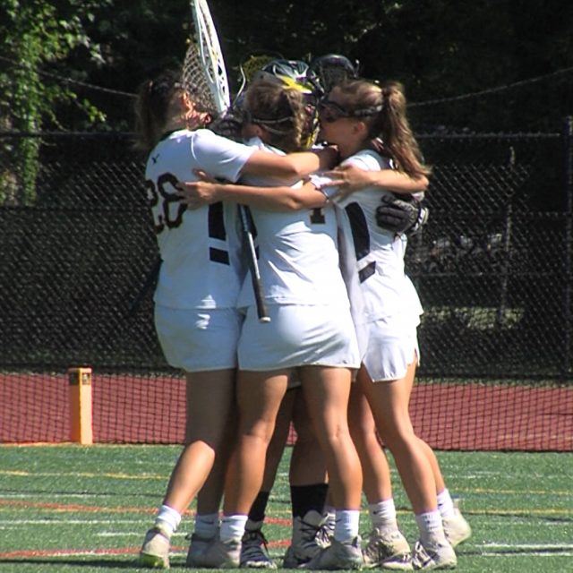 Quakers Advance to TOC Title Game