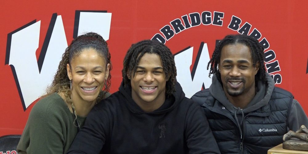 Woodbridge’s Ali Lee Jr. Signs With Stony Brook Football
