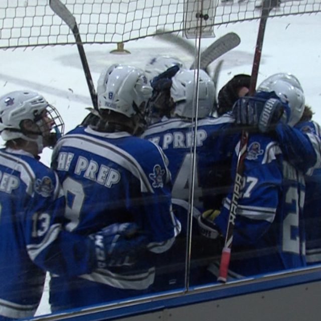 Gordon Conference Tie Between Hermits and Pirates